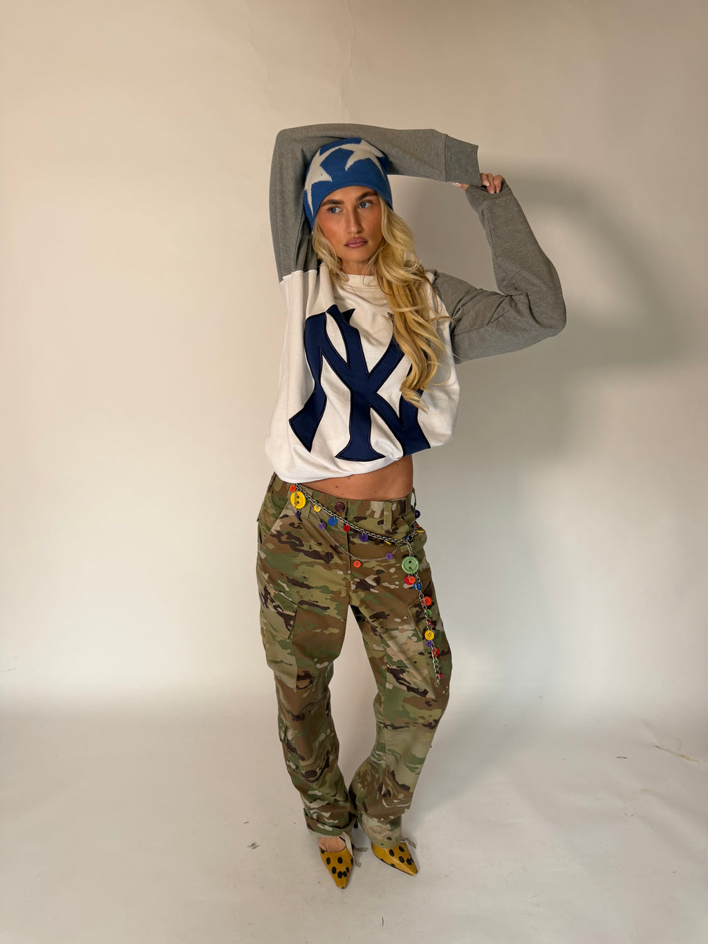 VINTAGE NEW YORK YANKEES SWEATSHIRT