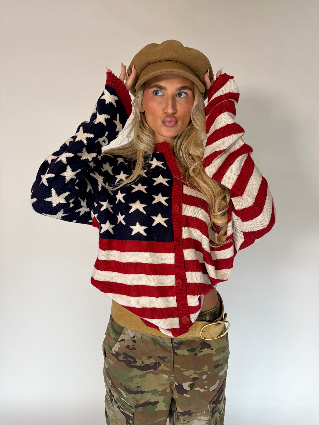 VINTAGE USA FLAG KNIT CARDIGAN