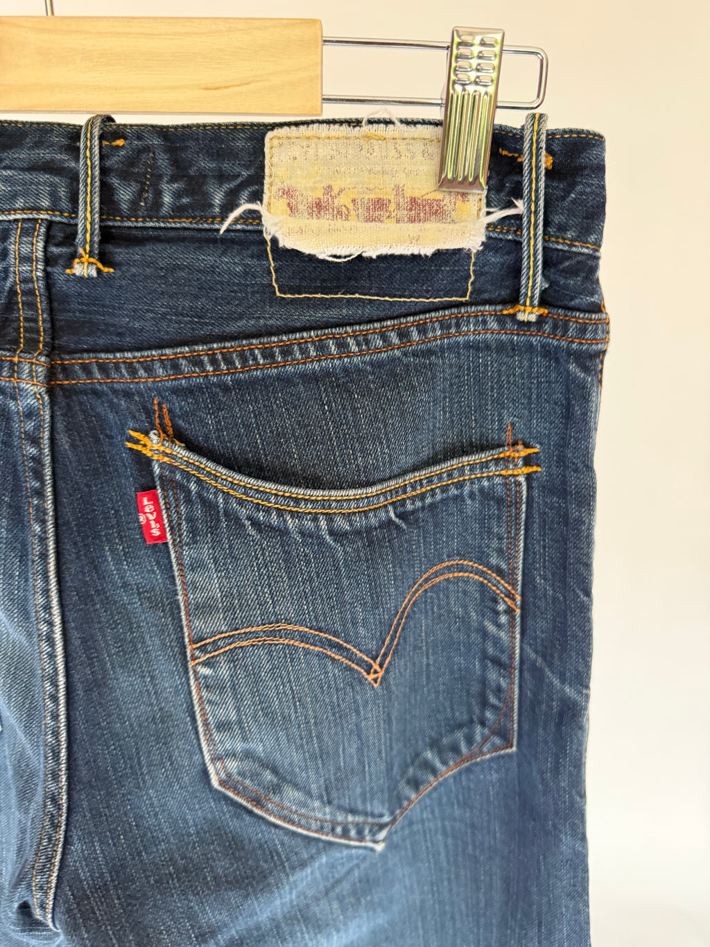 VINTAGE LEVI’S 504 JEANS