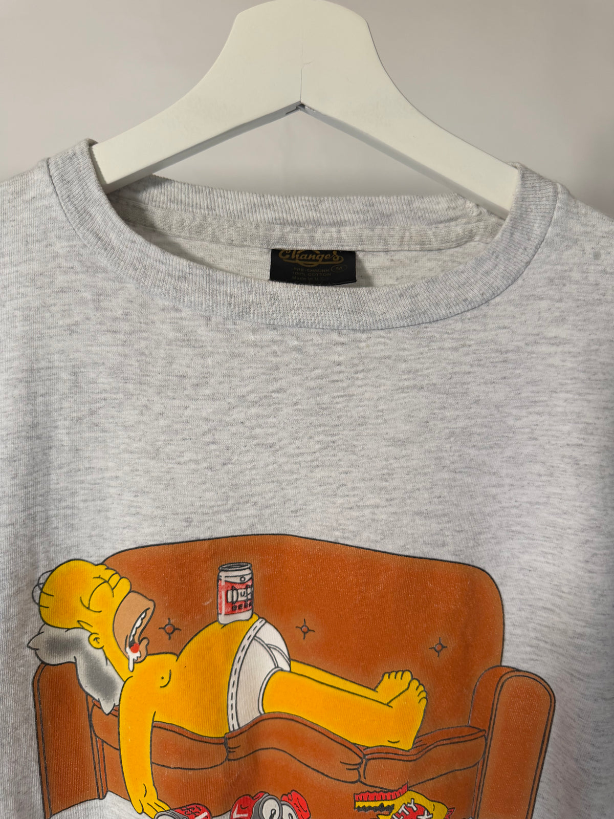VINTAGE SIMPSONS LIVIN’ LA VIDA SOFA TEE