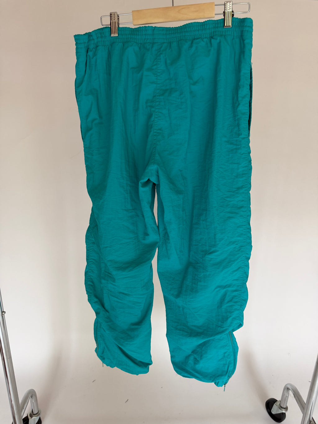 VINTAGE TURQUOISE PARACHUTE JOGGERS