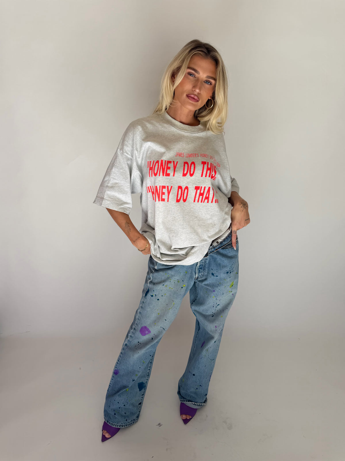 VINTAGE “HONEY DO THIS” GREY TEE