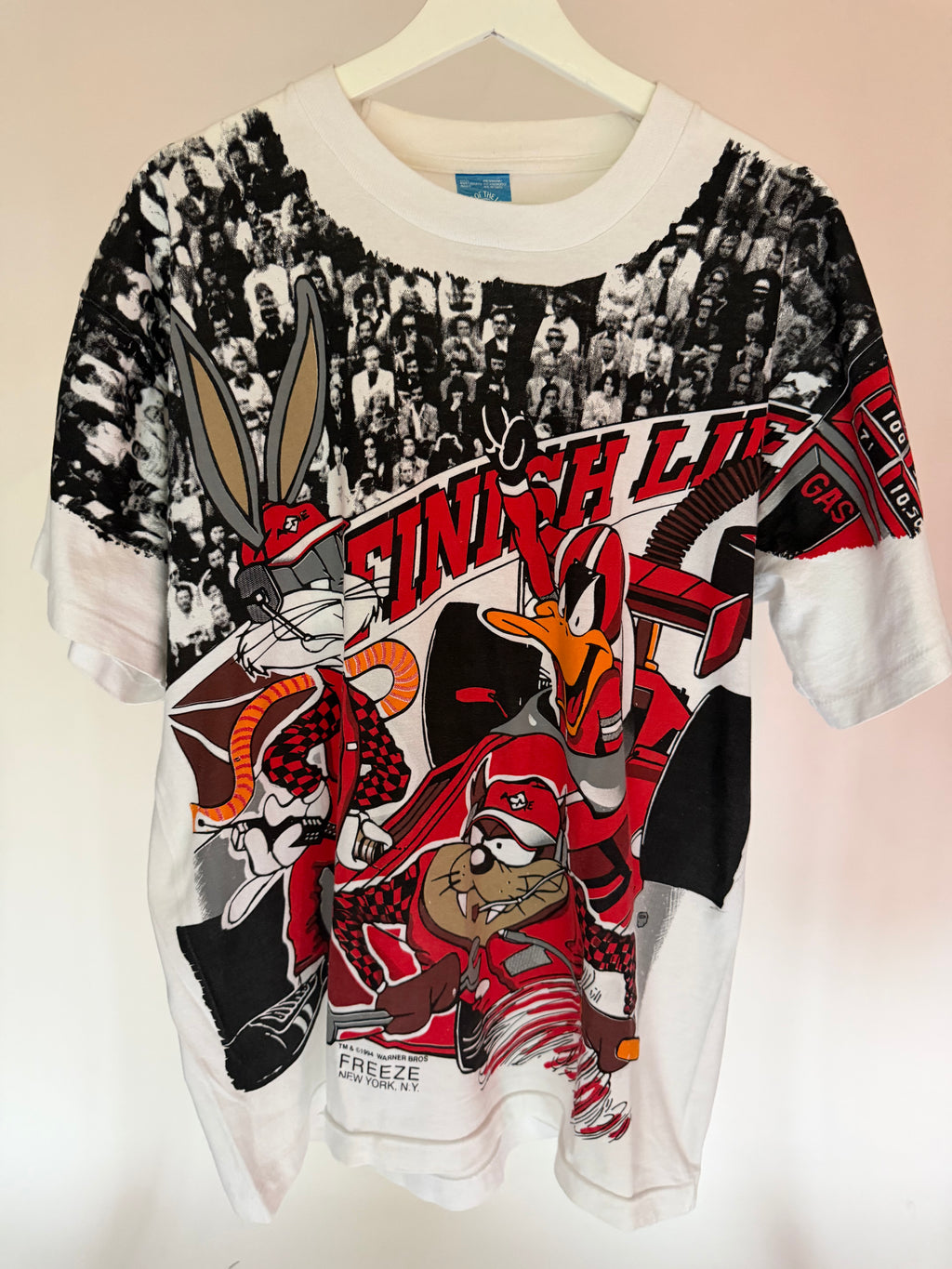 VINTAGE LOONEY TUNES ALL OVER PRINT TEE