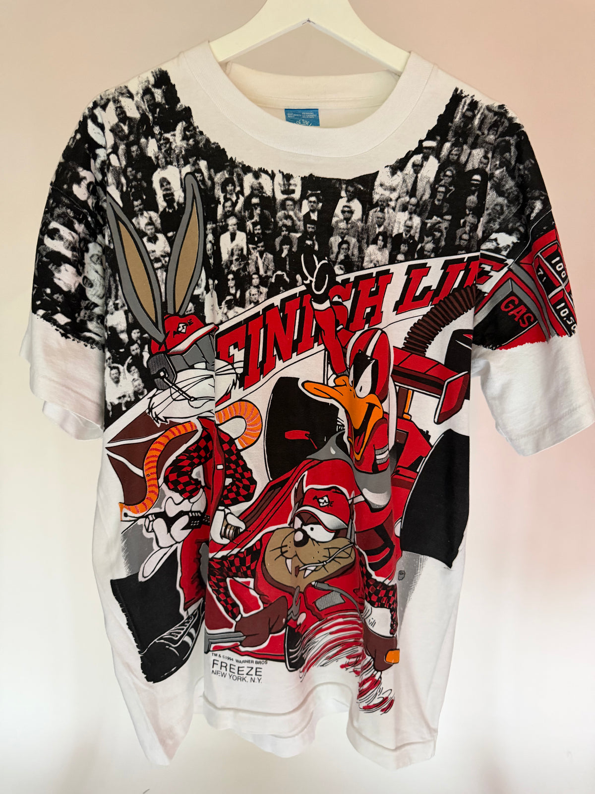 VINTAGE LOONEY TUNES ALL OVER PRINT TEE