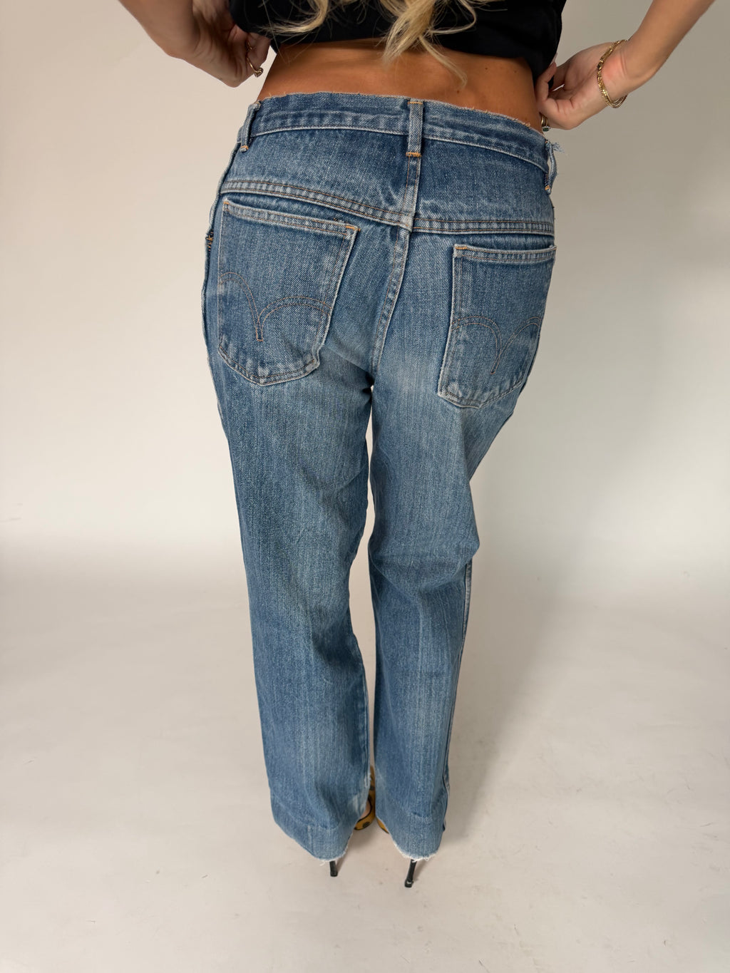 VINTAGE FADED BLUE DENIM JEANS