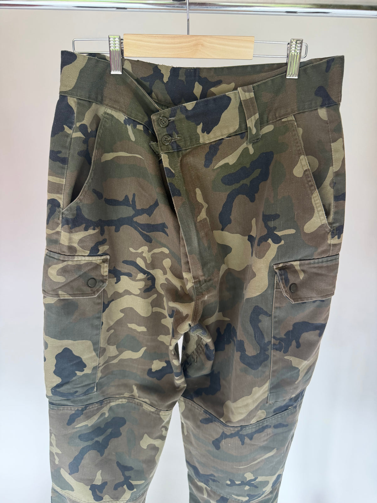VINTAGE CAMO CARGO PANTS