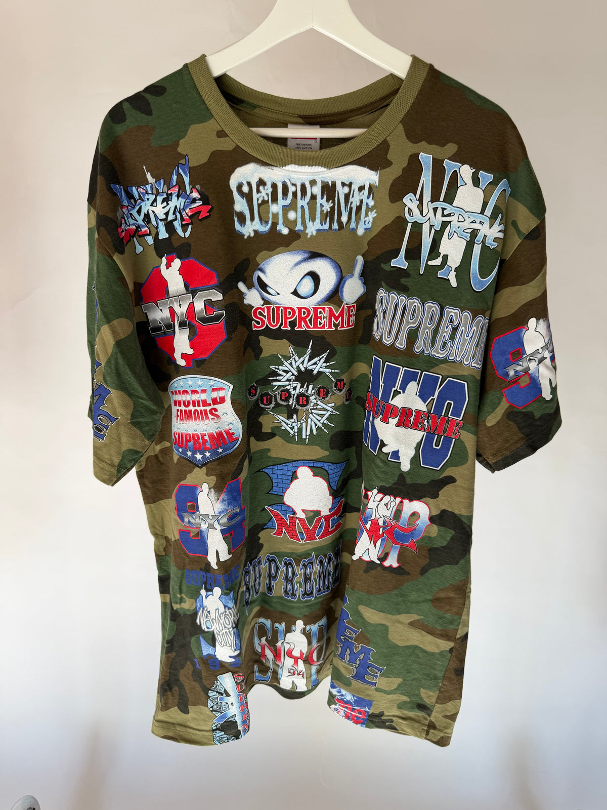 SUPREME CAMO GRAPHIC TEE