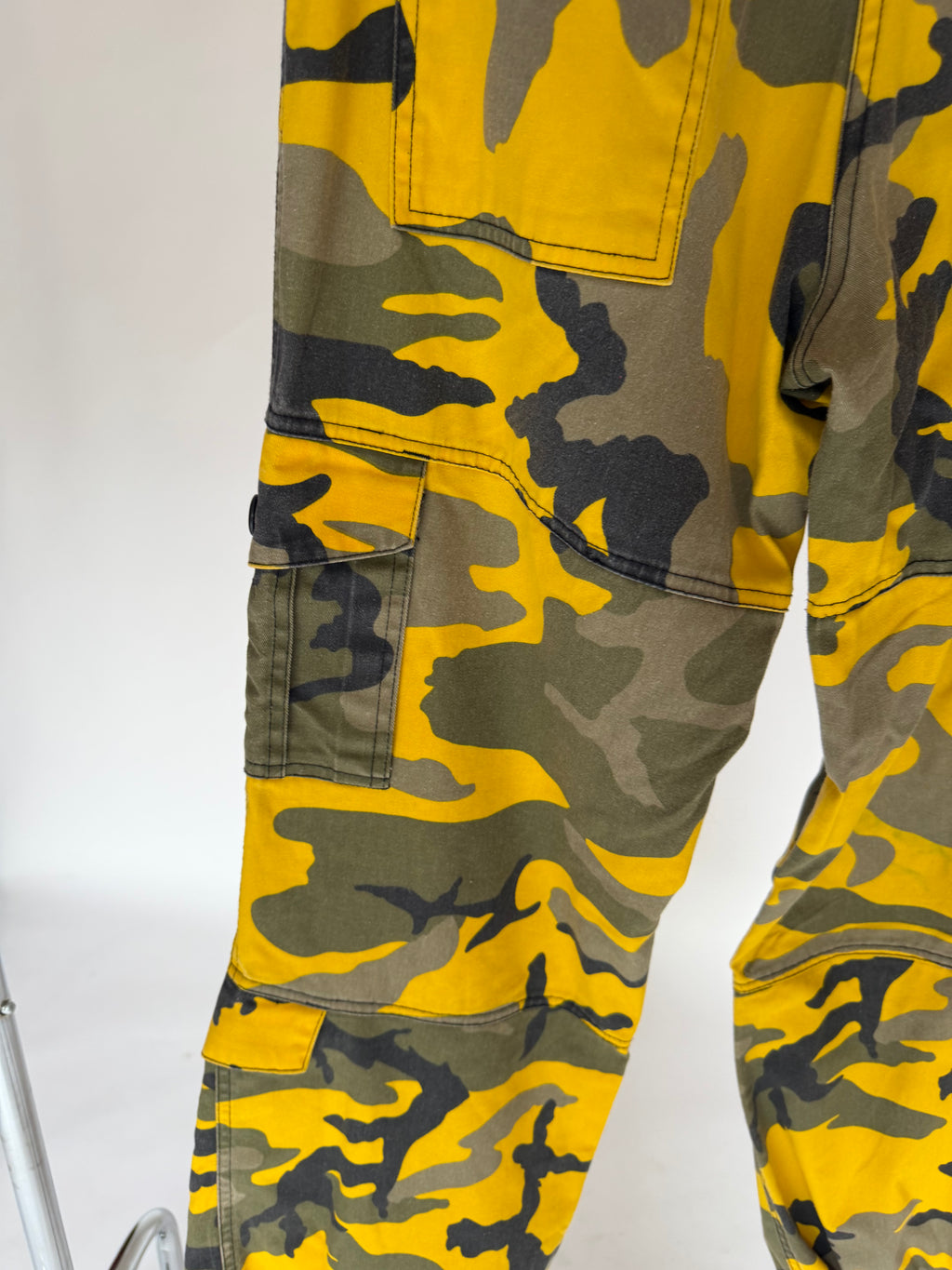 VINTAGE YELLOW CAMO PANTS