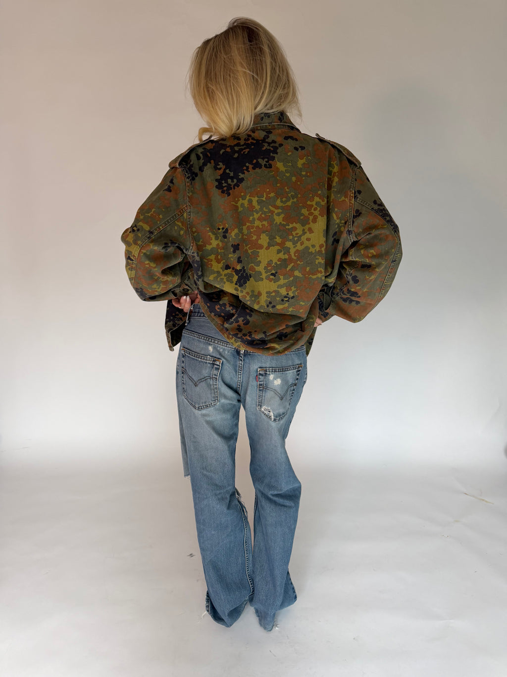 VINTAGE CAMO MILITARY JACKET
