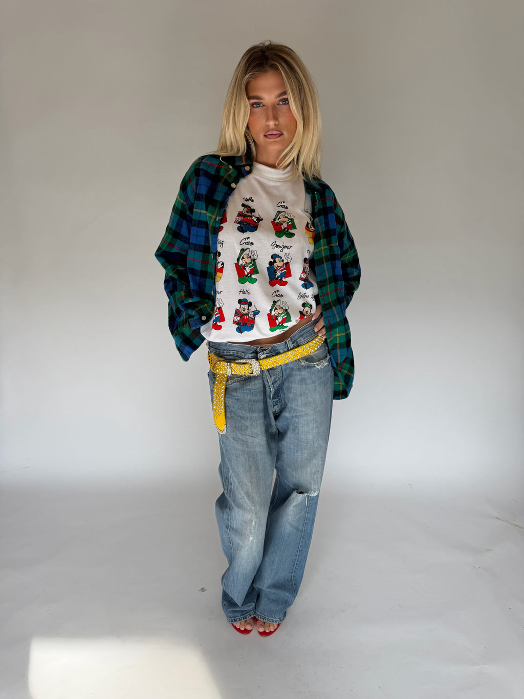 VINTAGE MICKEY AROUND THE WORLD TEE