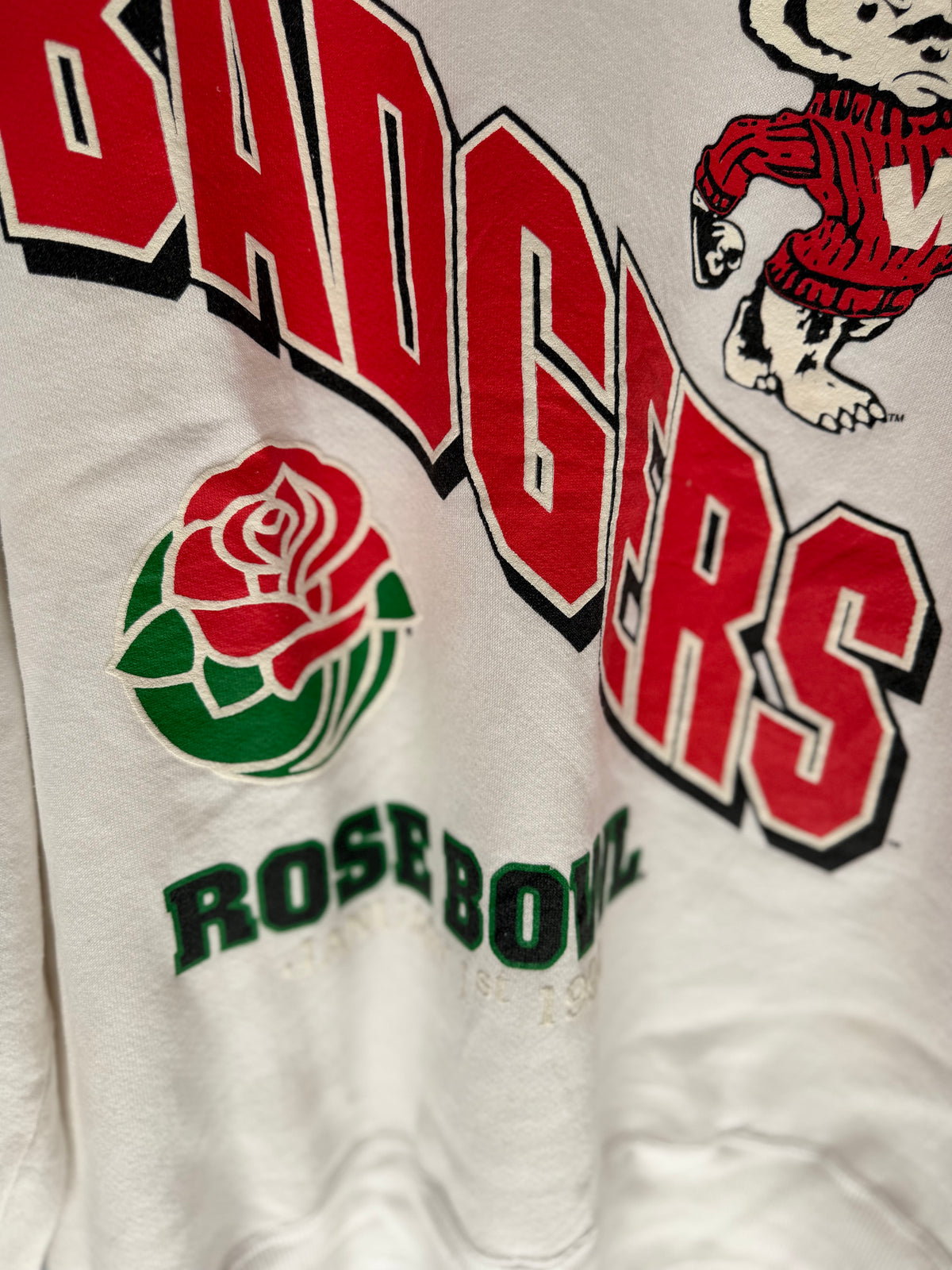 VINTAGE WISCONSIN BADGERS ROSE BOWL SWEATER