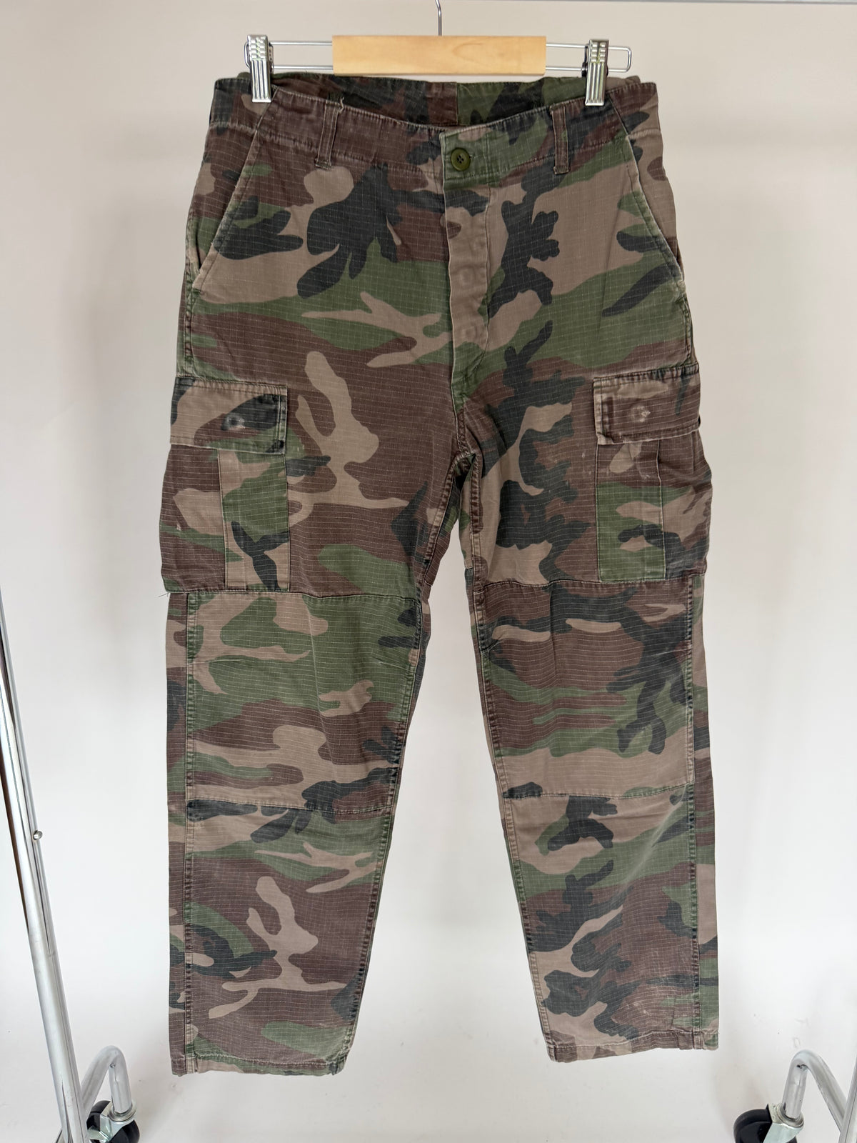 VINTAGE CAMO ARMY PANTS