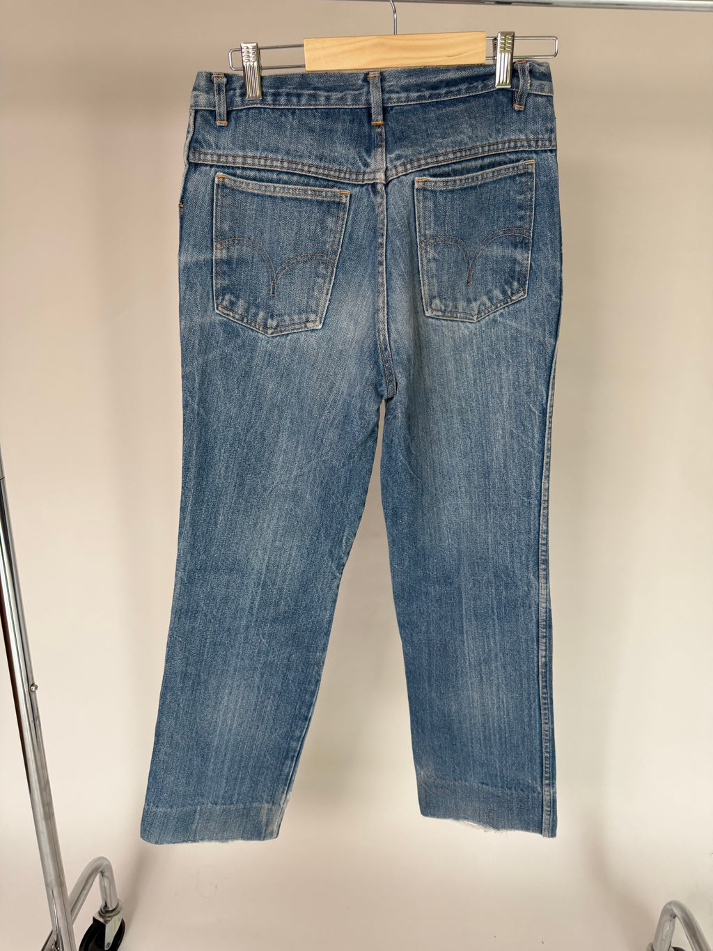 VINTAGE FADED BLUE DENIM JEANS