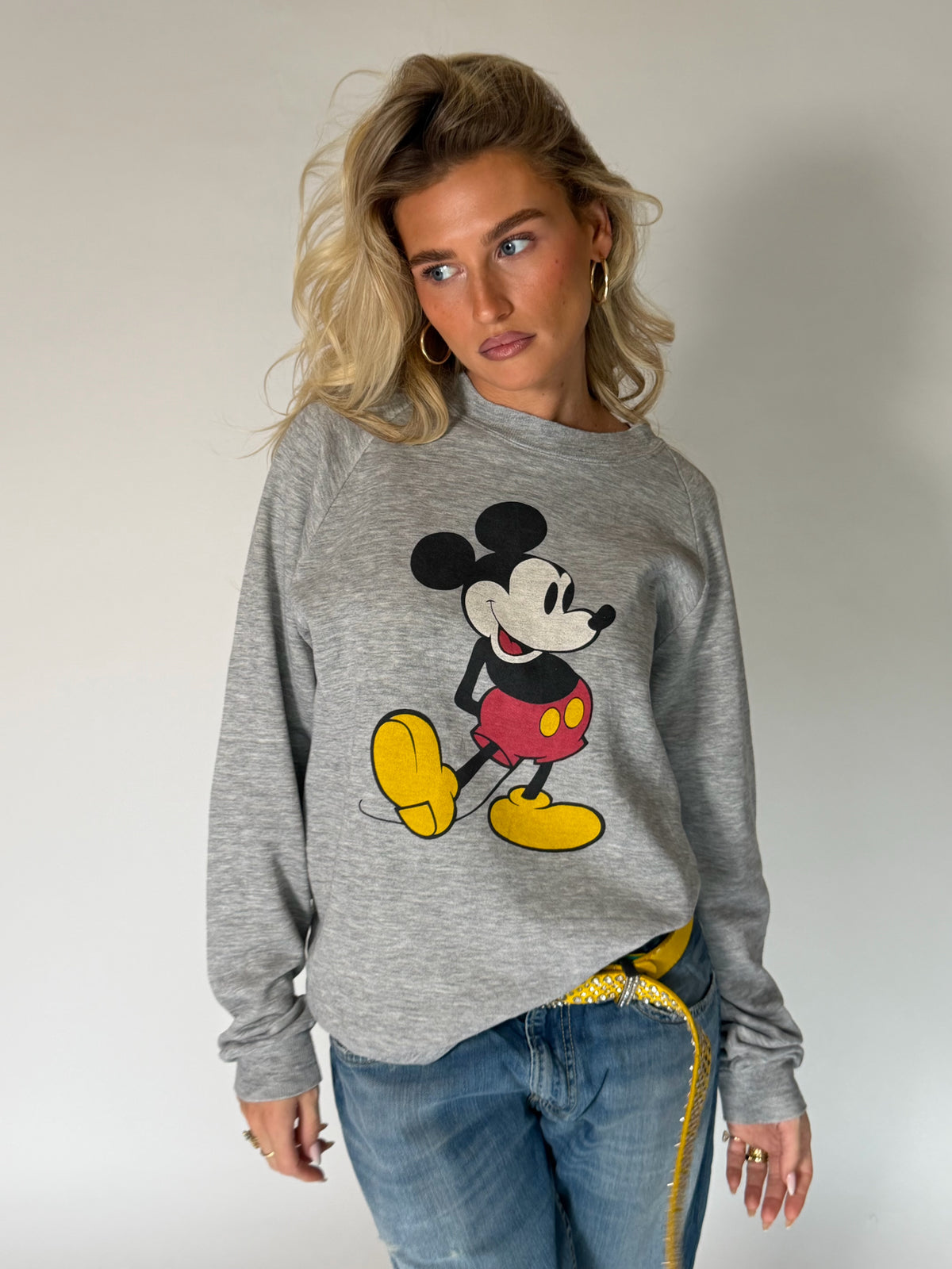 VINTAGE GREY MICKEY MOUSE GRAPHIC SWEATER