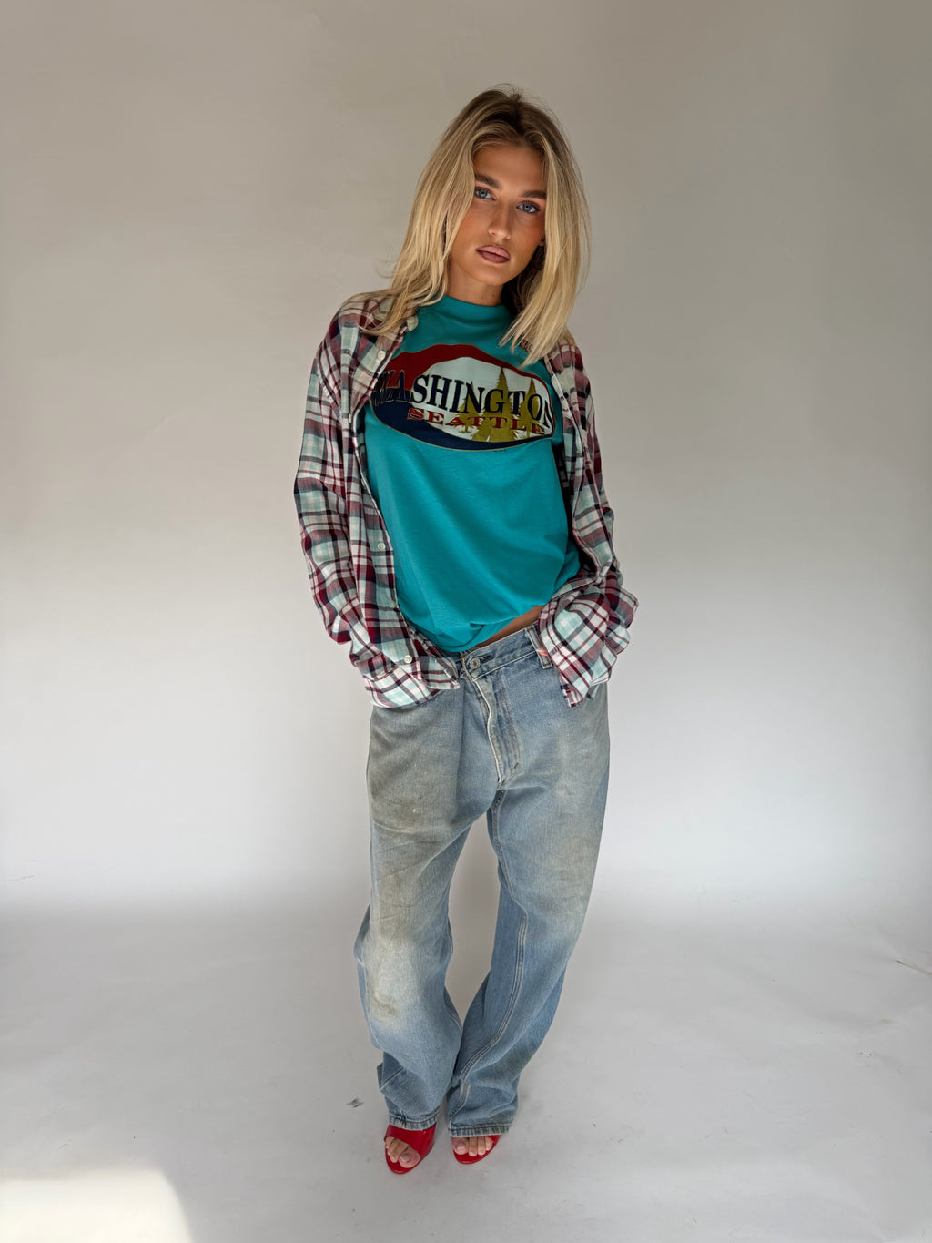 VINTAGE WHITE & BLUE PLAID FLANNEL