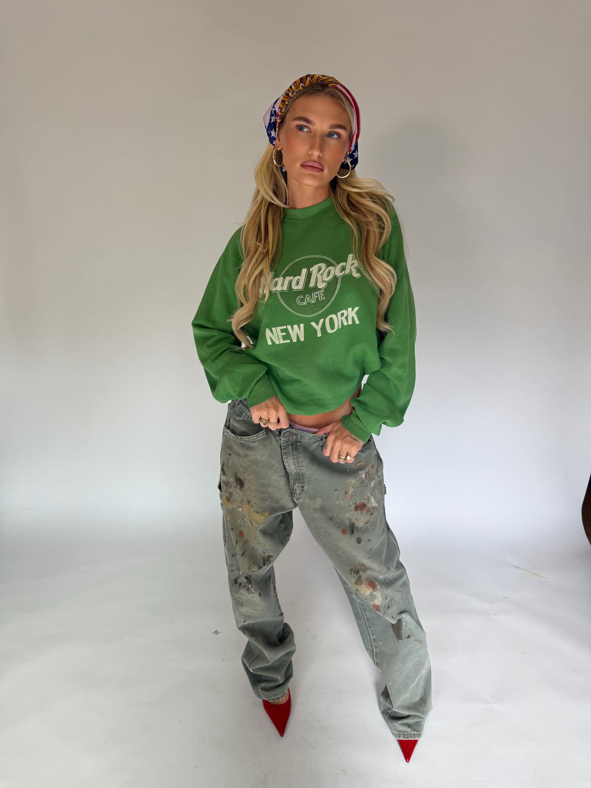 VINTAGE HARD ROCK CAFE NEW YORK SWEATSHIRT