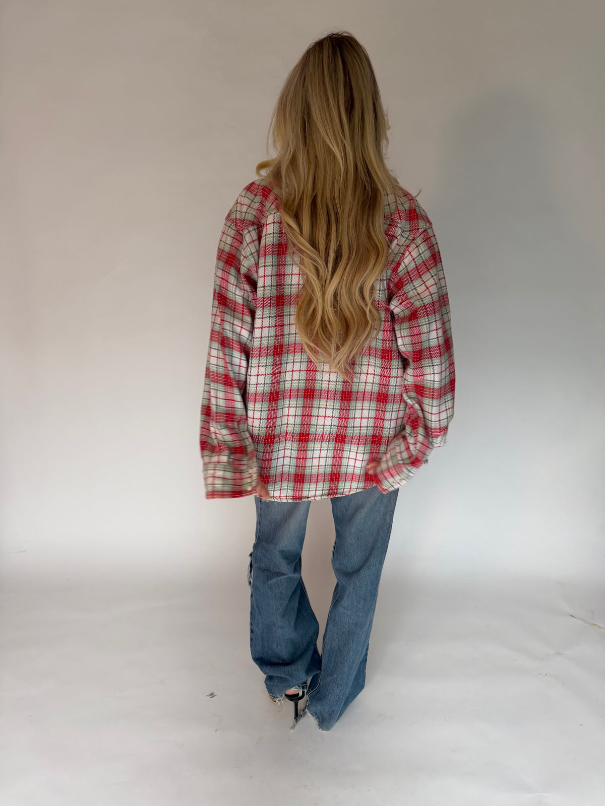 VINTAGE RED & WHITE PLAID FLANNEL SHIRT