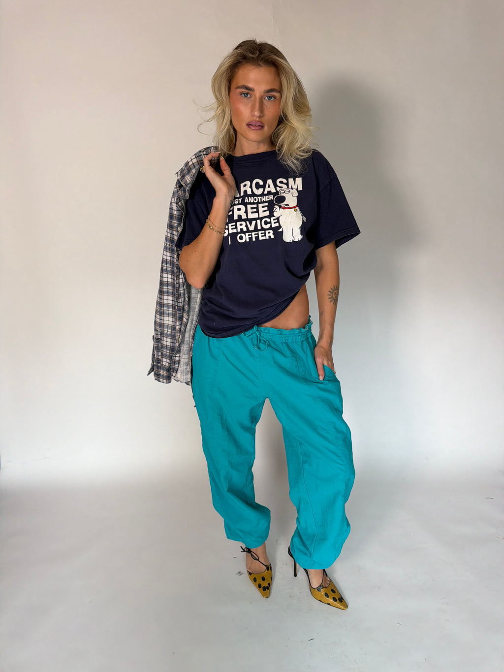 VINTAGE SARCASM GRAPHIC TEE