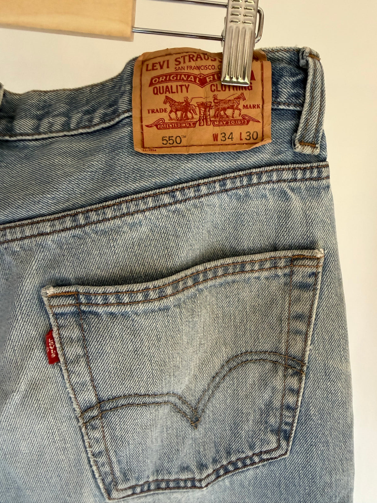 VINTAGE LEVI’S 550 PAINT JEANS