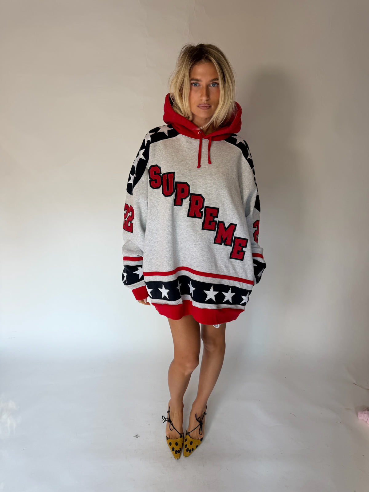 SUPREME STARS HOODIE