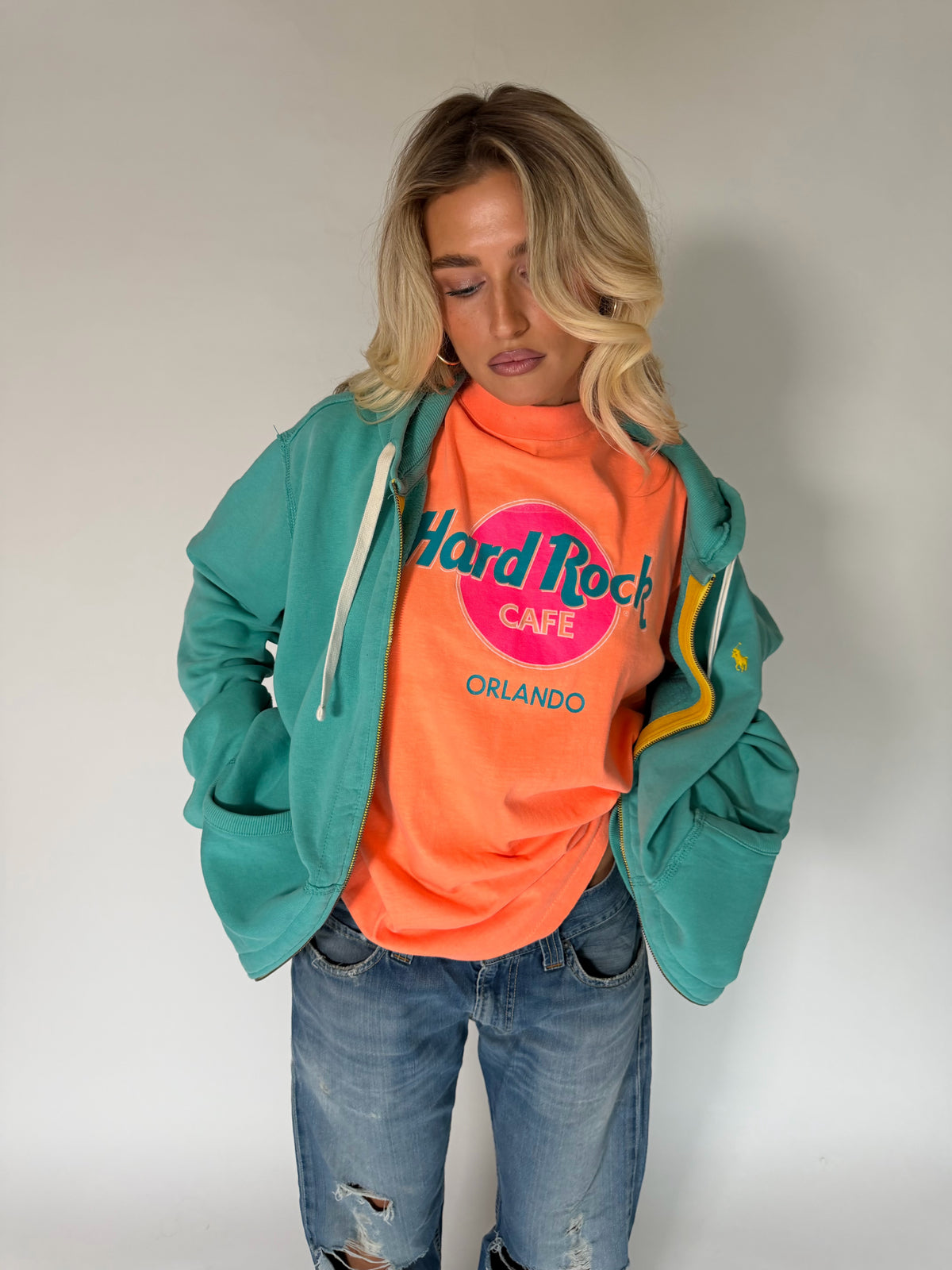 VINTAGE ORANGE HARD ROCK CAFE ORLANDO TEE