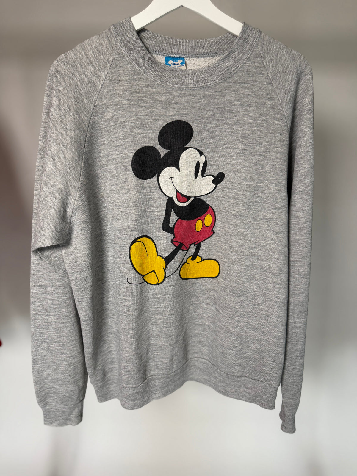 VINTAGE GREY MICKEY MOUSE GRAPHIC SWEATER