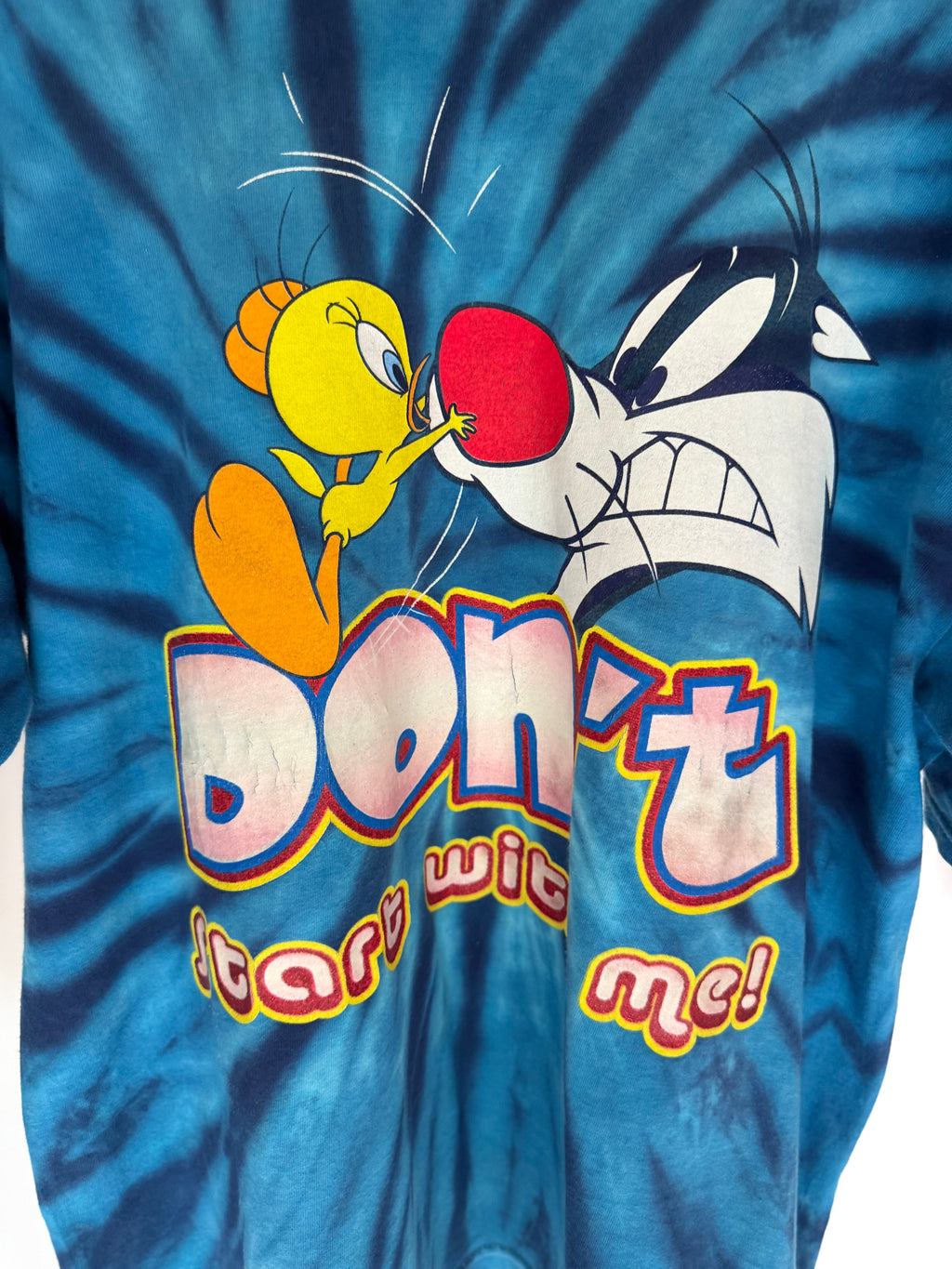 VINTAGE LOONEY TUNES TIE-DYE GRAPHIC TEE