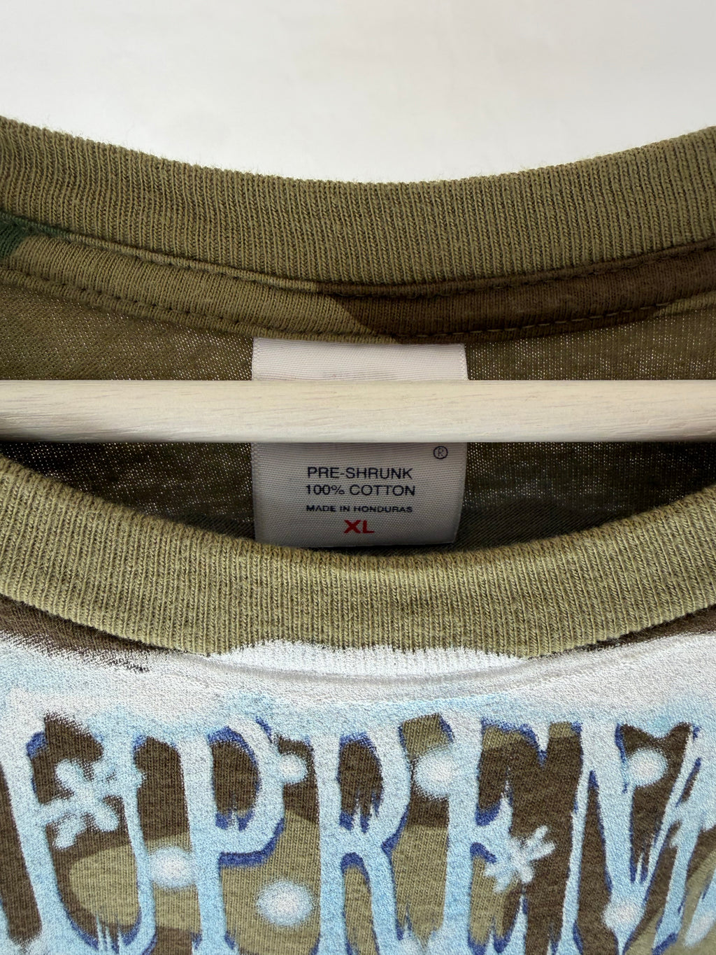 SUPREME CAMO GRAPHIC TEE