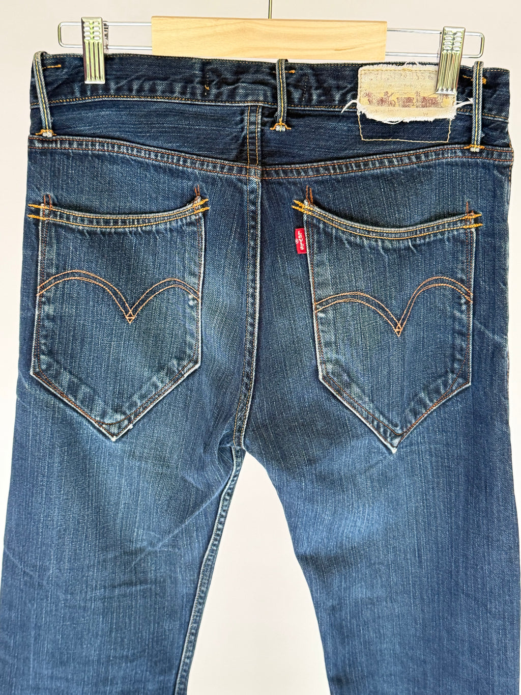 VINTAGE LEVI’S 504 JEANS