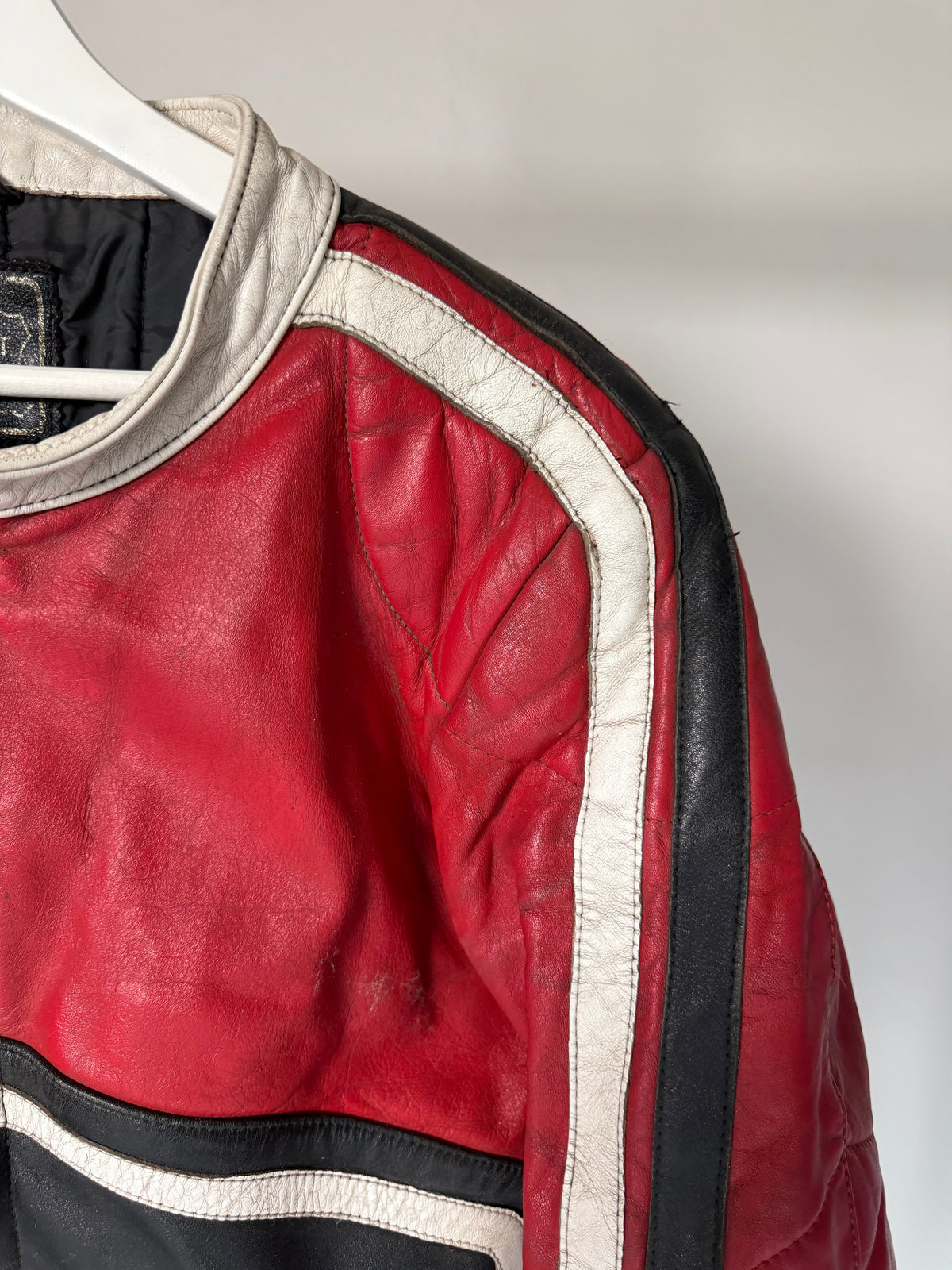 VINTAGE LEATHER MOTORCYCLE BIKER JACKET