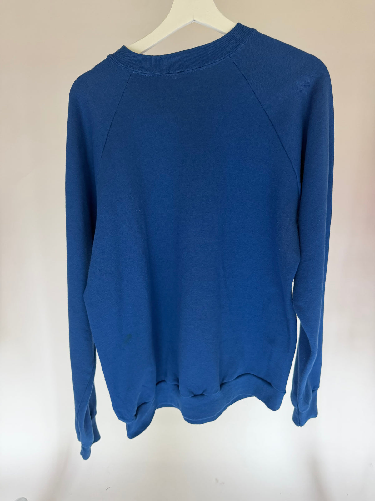 VINTAGE WALMART GRAPHIC SWEATSHIRT