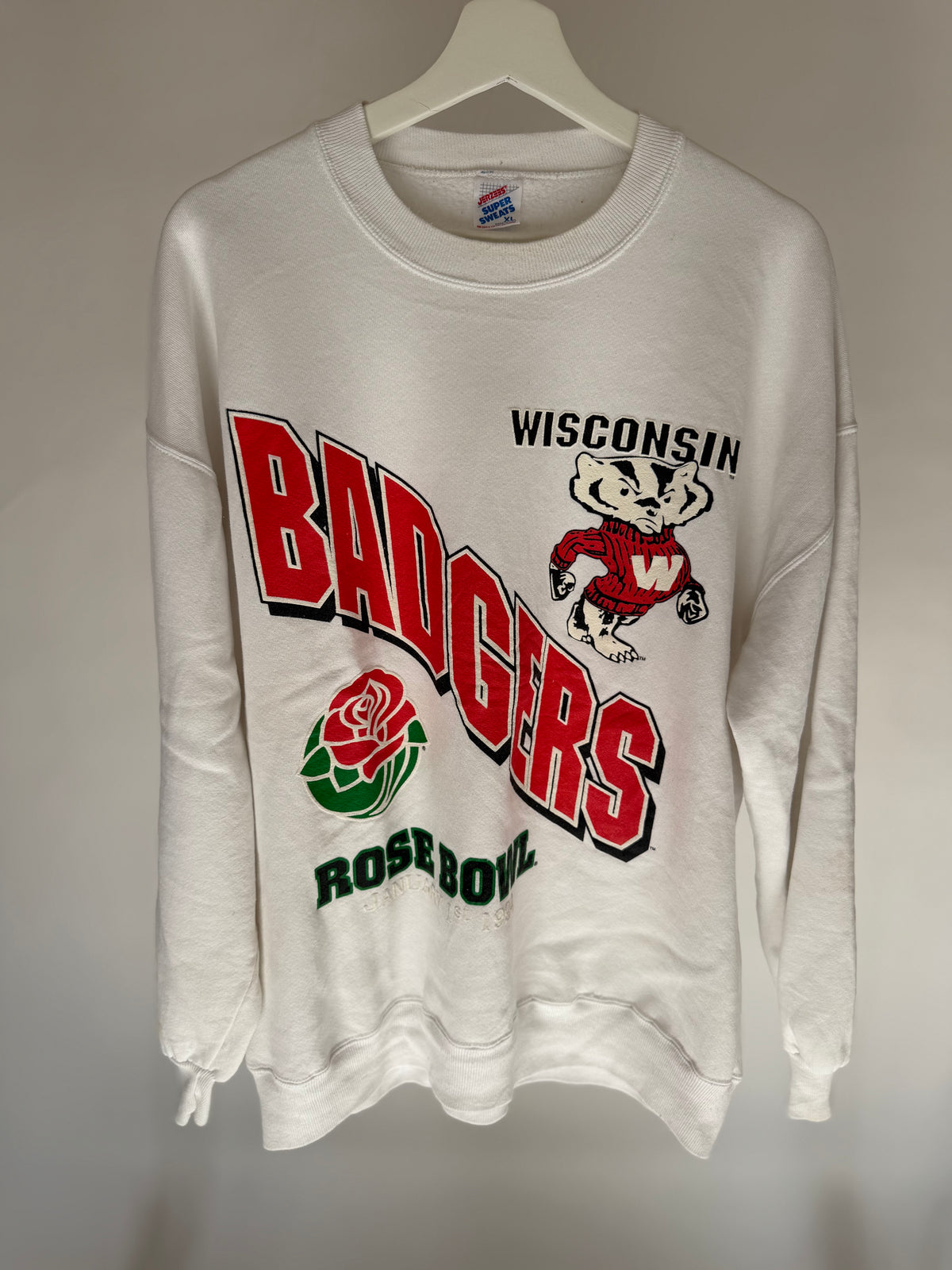 VINTAGE WISCONSIN BADGERS ROSE BOWL SWEATER