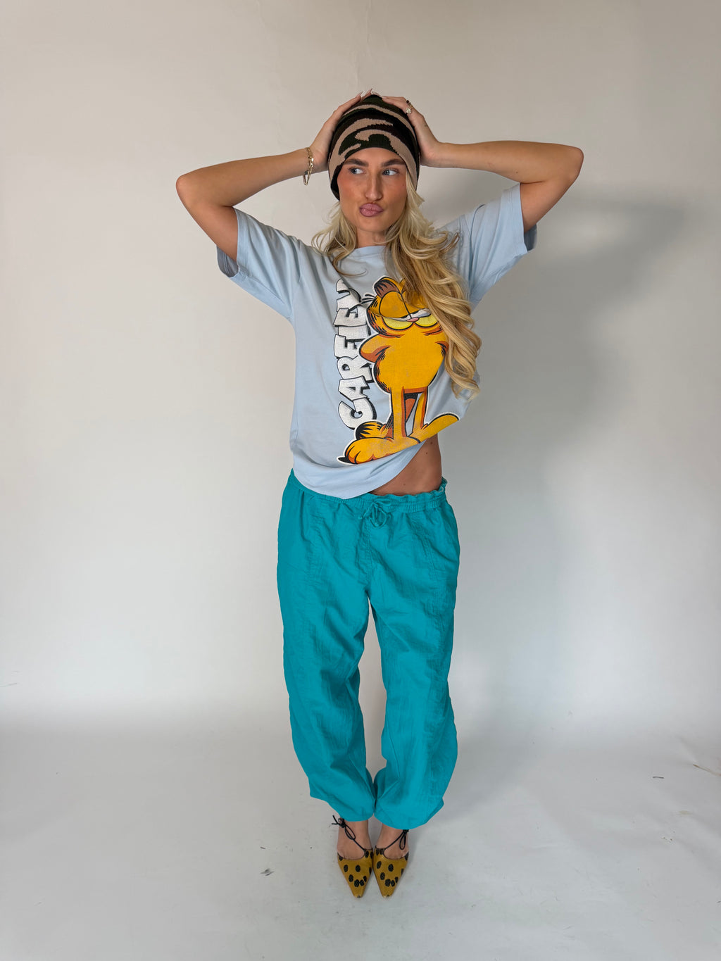 VINTAGE GARFIELD GRAPHIC TEE