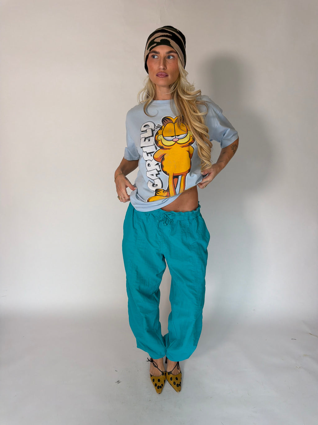 VINTAGE GARFIELD GRAPHIC TEE