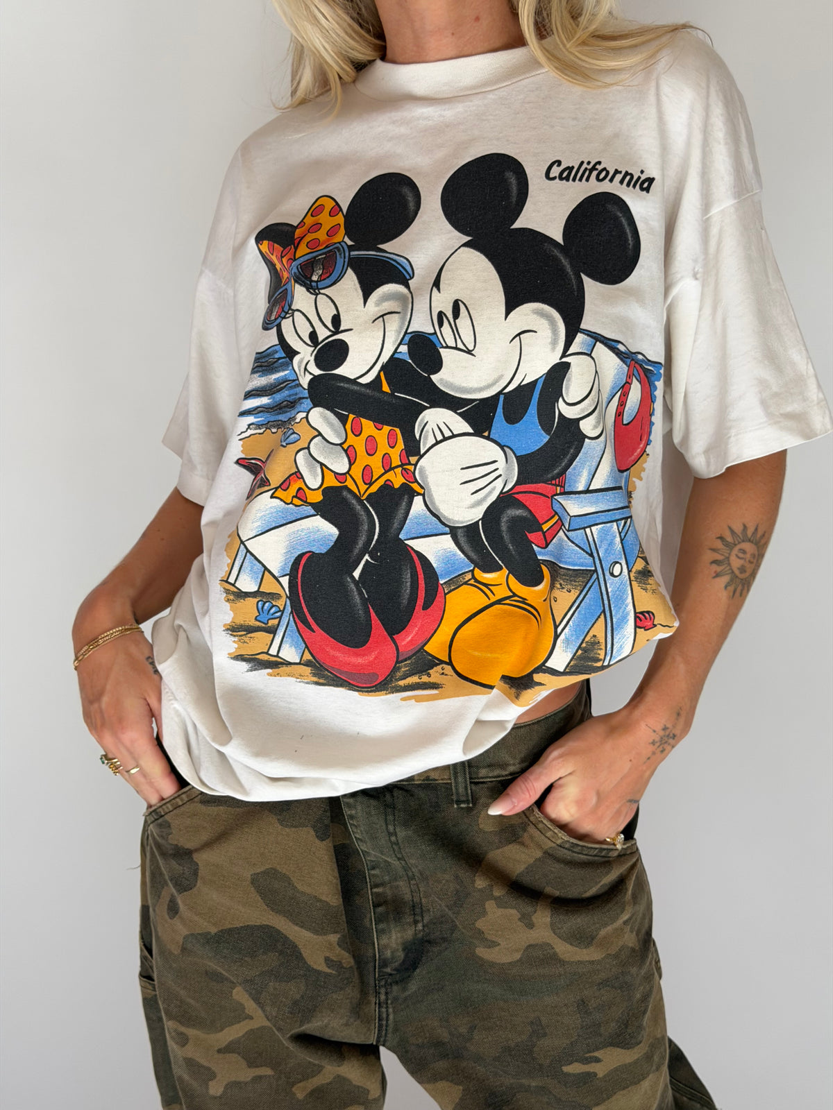 VINTAGE 90’S MICKEY & MINNIE CALIFORNIA TEE