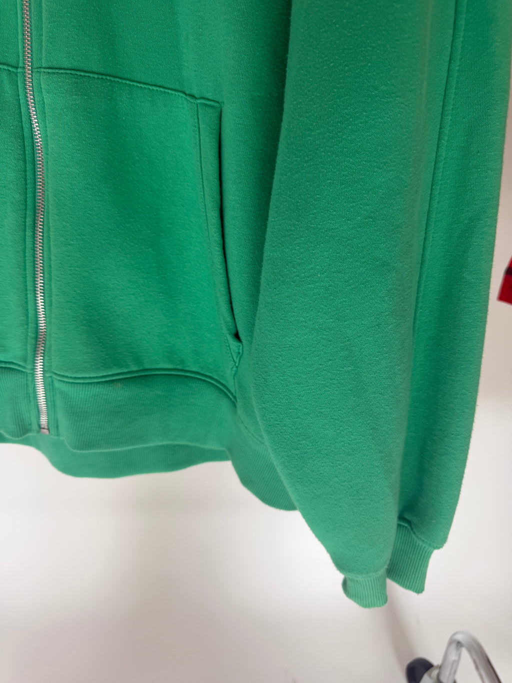 VINTAGE GREEN ZIP-UP HOODIE
