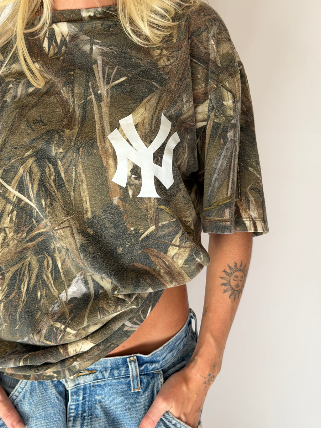 VINTAGE NY YANKEES CAMO TEE