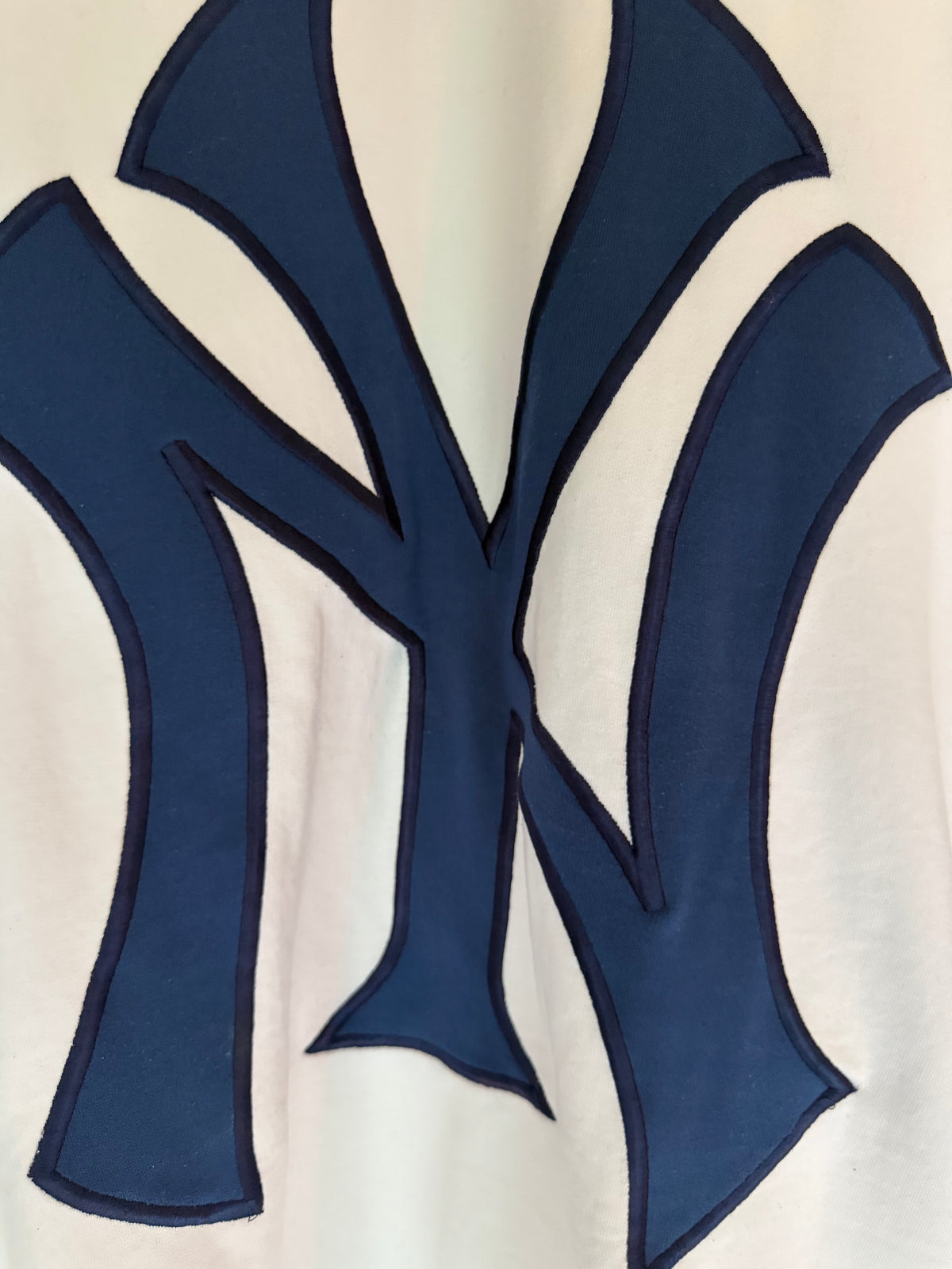 VINTAGE NEW YORK YANKEES SWEATSHIRT