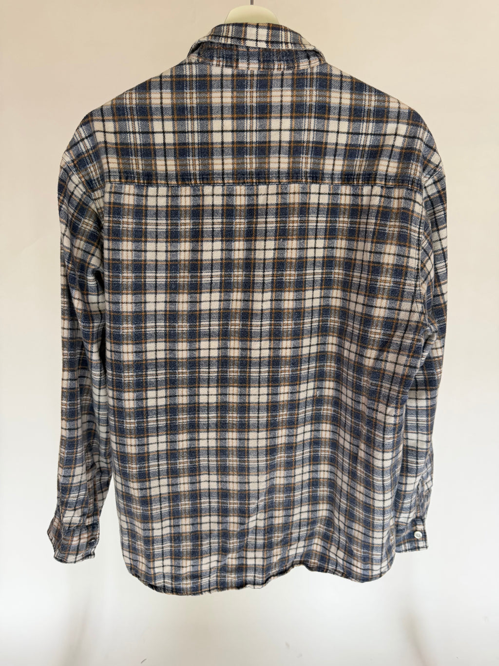 VINTAGE BLUE & WHITE PLAID FLANNEL SHIRT