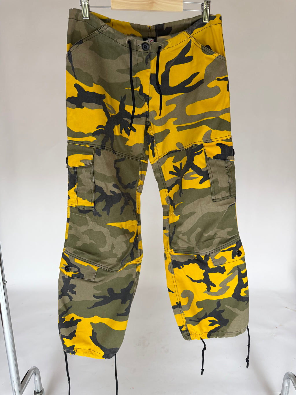 VINTAGE YELLOW CAMO PANTS