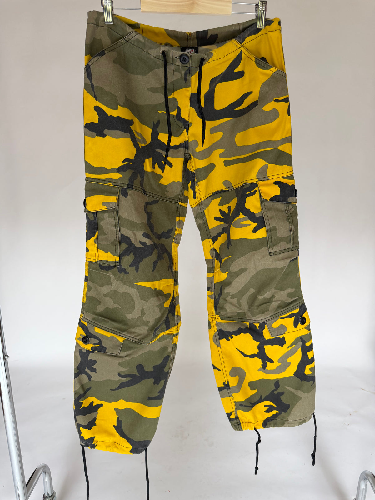 VINTAGE YELLOW CAMO PANTS
