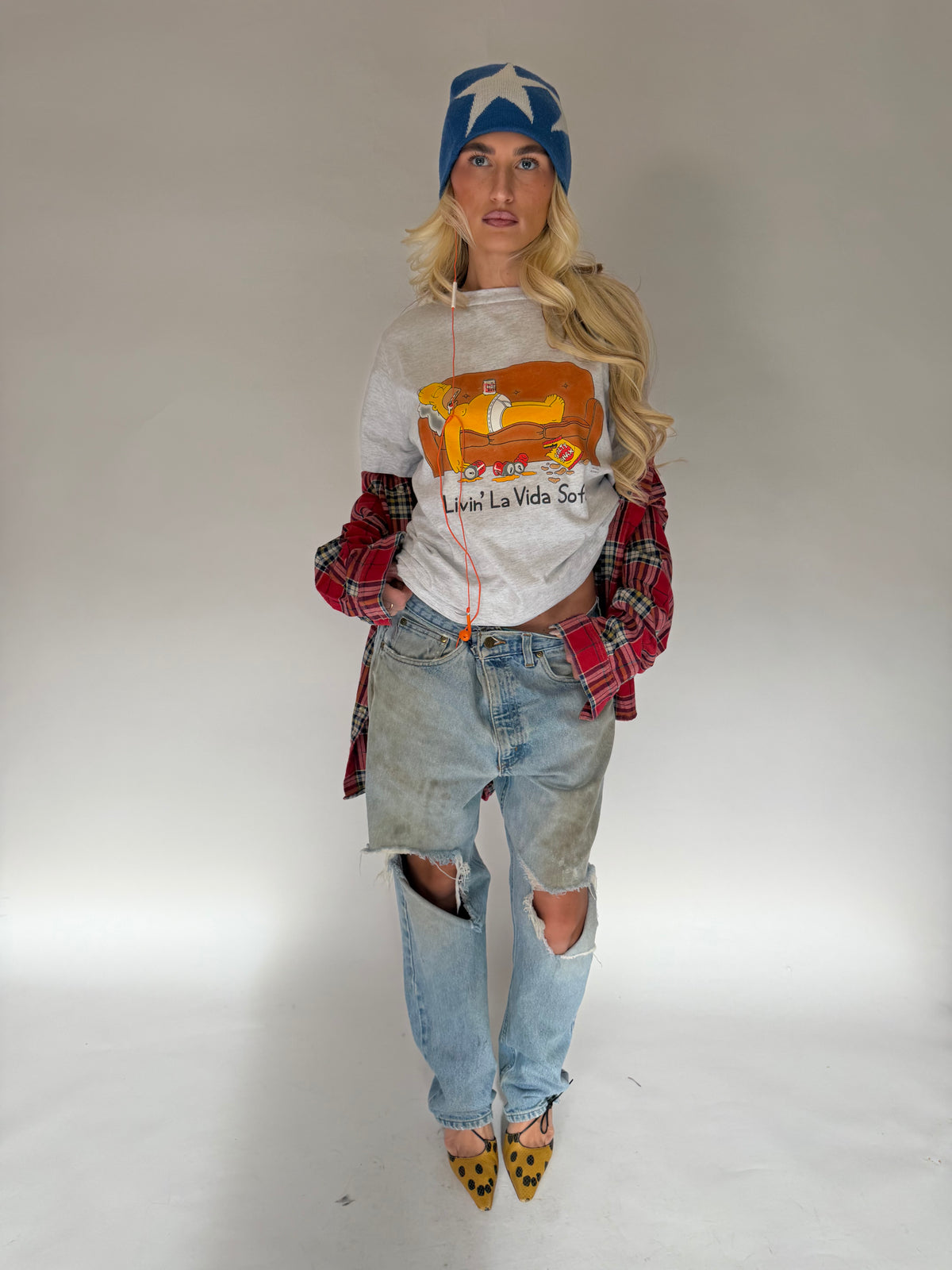 VINTAGE SIMPSONS LIVIN’ LA VIDA SOFA TEE