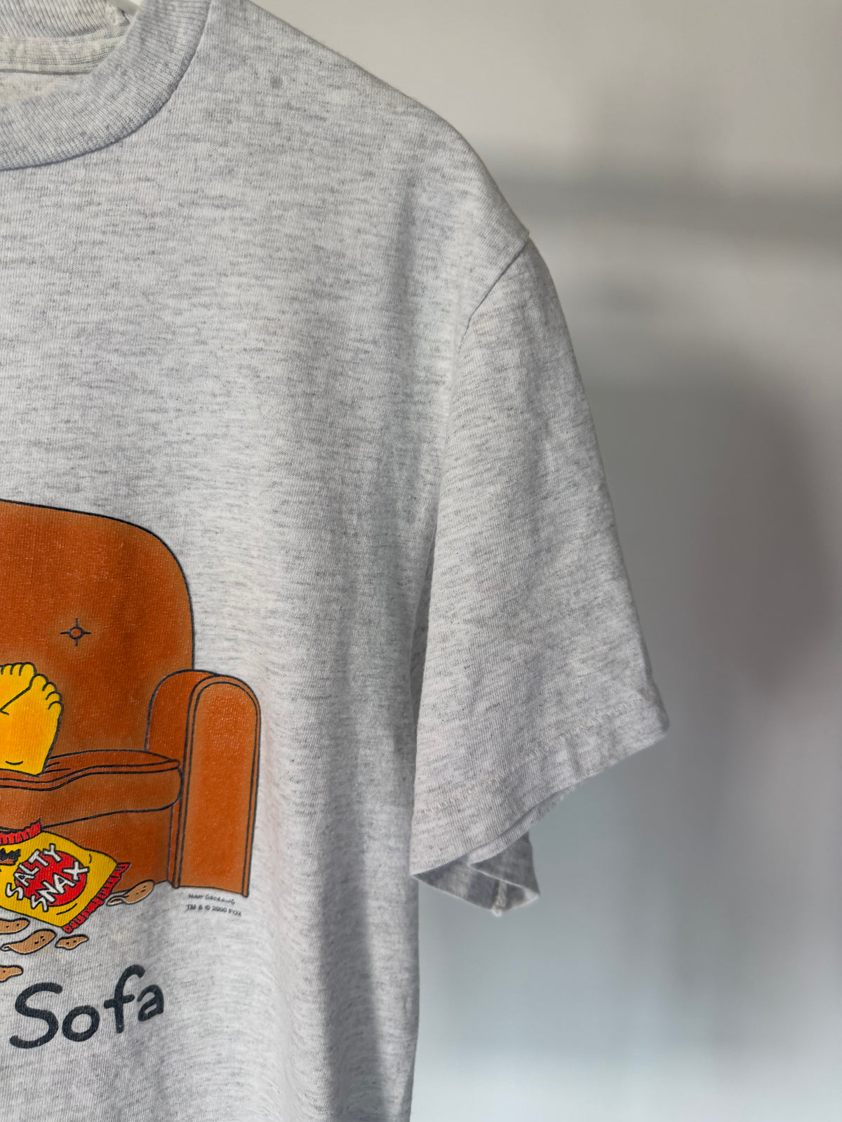 VINTAGE SIMPSONS LIVIN’ LA VIDA SOFA TEE