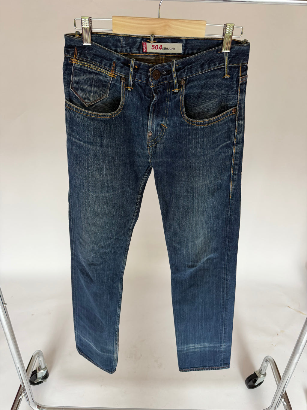 VINTAGE LEVI’S 504 JEANS