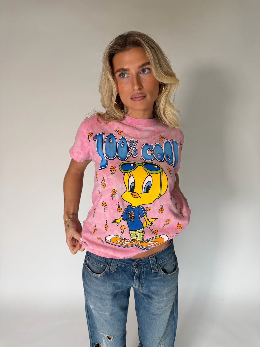 VINTAGE PINK TIE-DYE TWEETY GRAPHIC TEE
