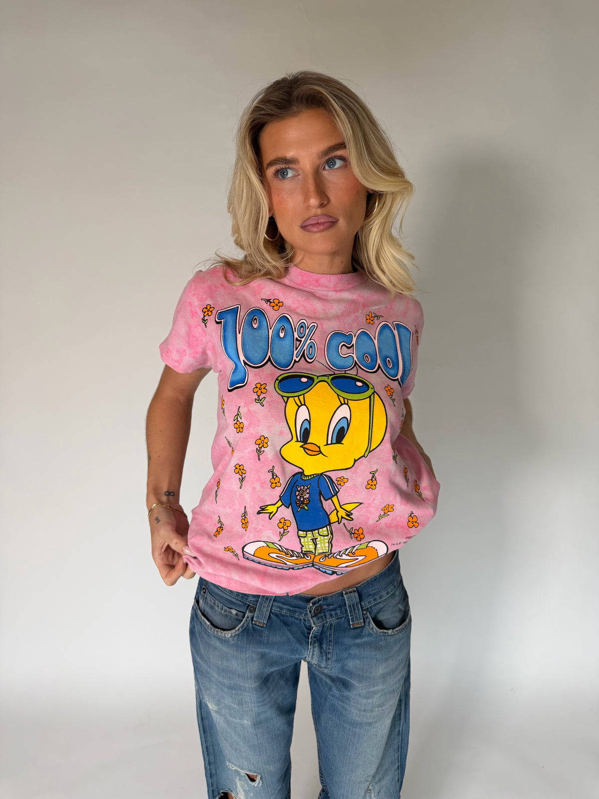 VINTAGE PINK TIE-DYE TWEETY GRAPHIC TEE