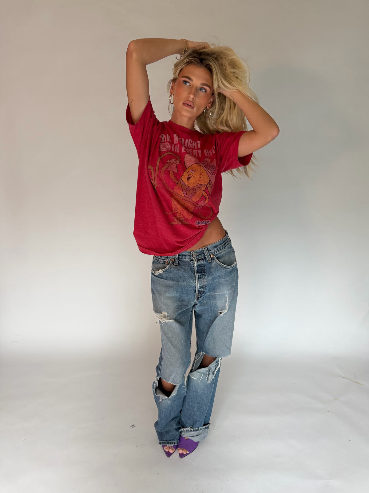 VINTAGE DISTRESSED LEVI’S JEANS