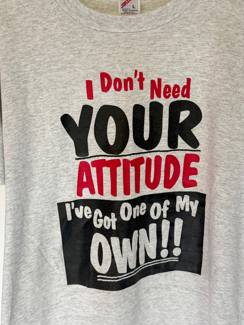VINTAGE ATTITUDE GRAPHIC TEE