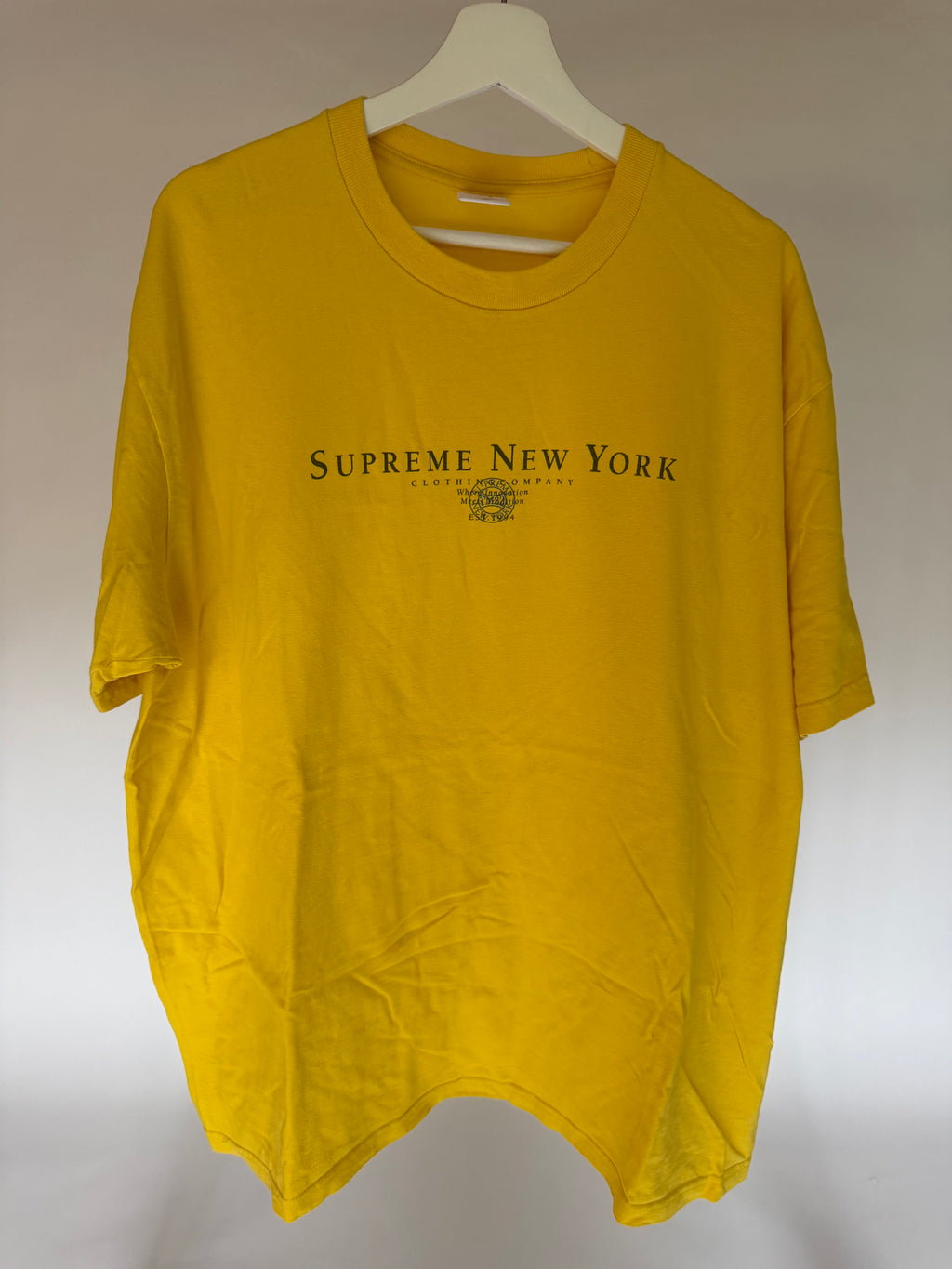 SUPREME NEW YORK TEE