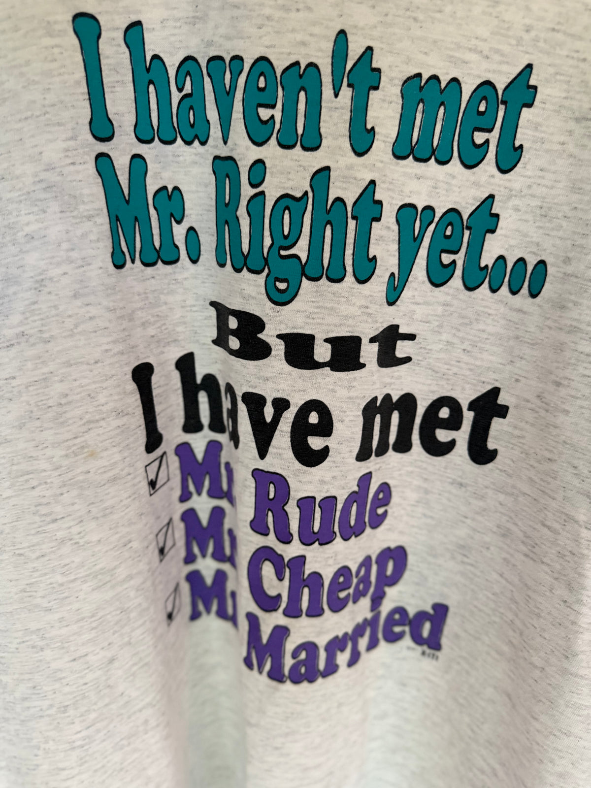 VINTAGE MR. RIGHT GRAPHIC TEE